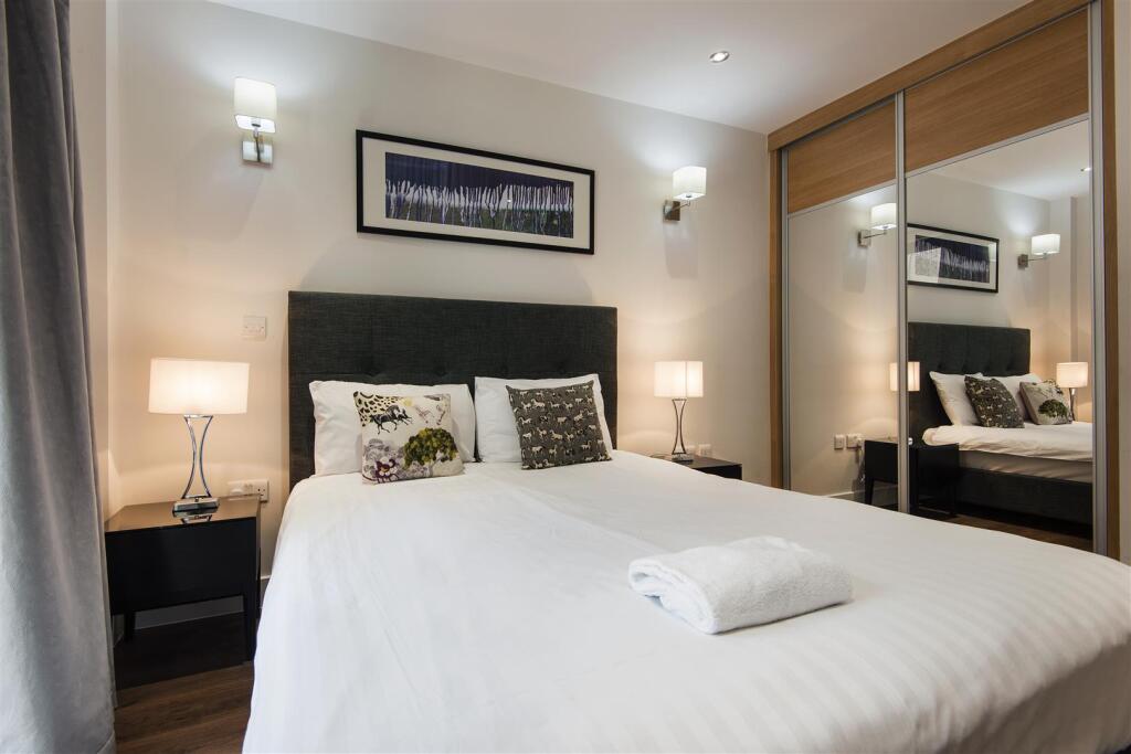 Apartment in London - View 3