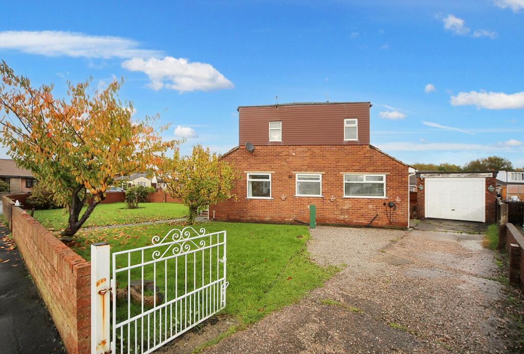 Elm Road, Abram, WN2 photo 4