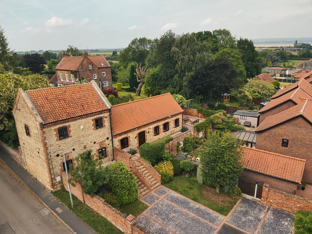 Main image of property: Silver Street, Winteringham, Scunthorpe