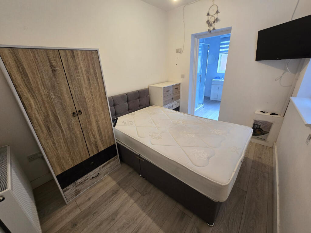 Main image of property: Lovely Lane, Warrington, WA5