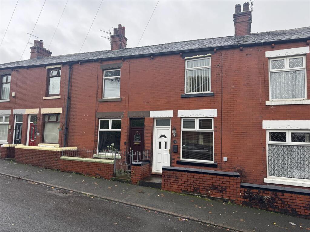 Main image of property: King Street, Mossley