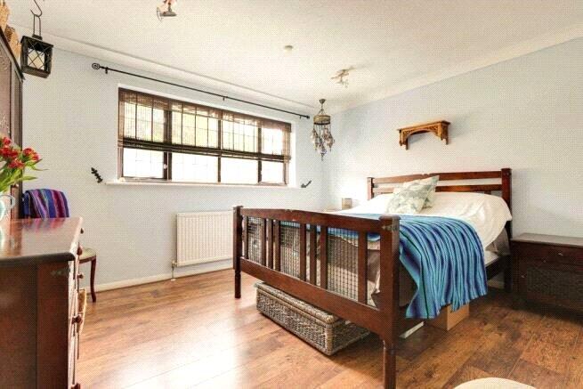 Minden Close, Chineham, Basingstoke, Hampshire, RG24 photo 5