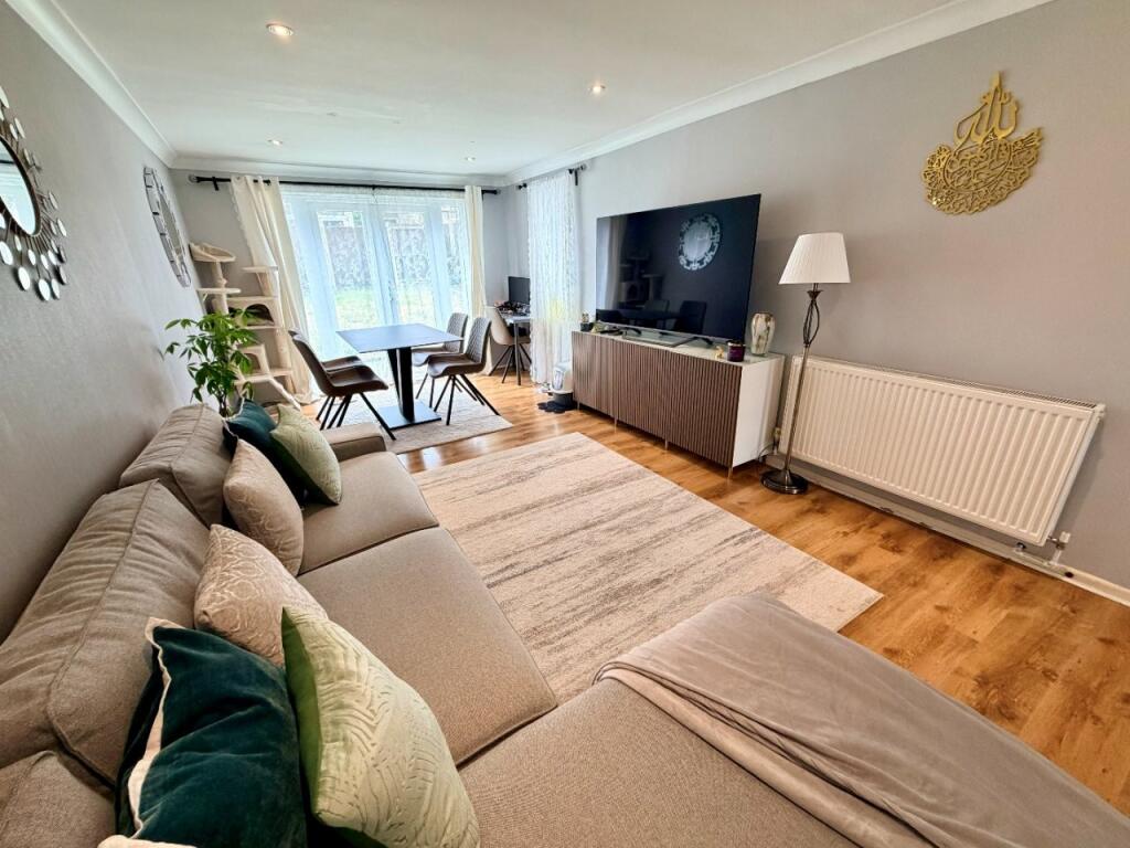 House in Basingstoke and Deane, Lychpit, Riverdene - View 2