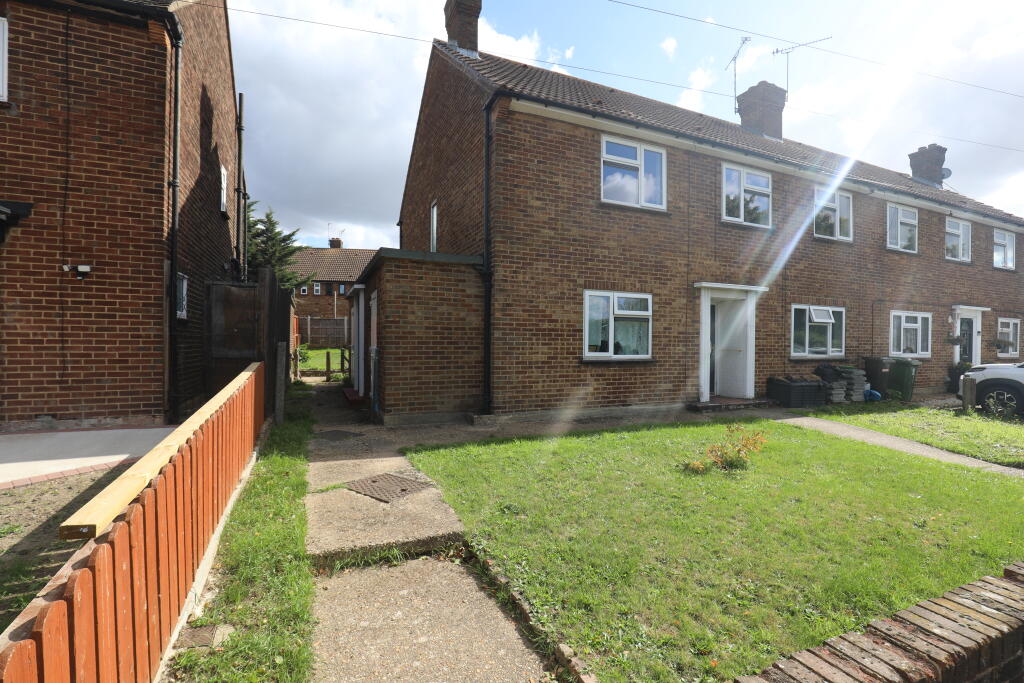 Main image of property: Queenstown Gardens, Rainham, Havering, London, RM13