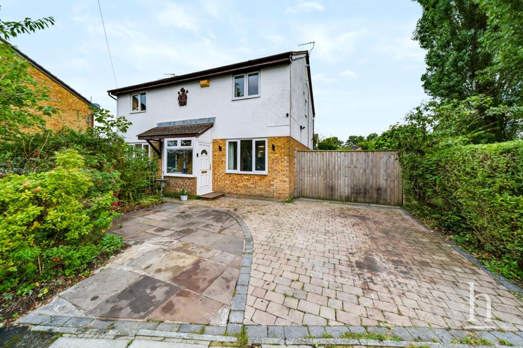 3-bed semi-detached on Shorefields, New Ferry, CH62, £190,000