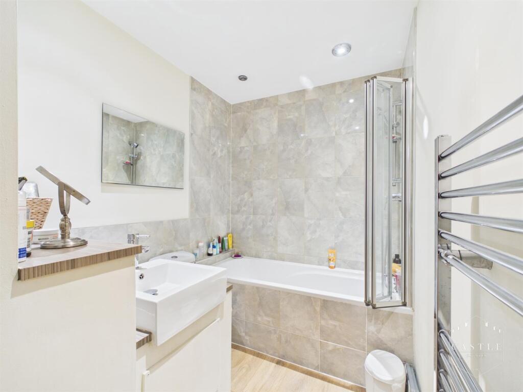 House in Leicester - View 4
