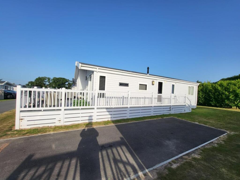 Willerby Cranbrook, South West England, Hook Lane, Warsash, Southampton, SO31 9HG, United Kingdom photo 2