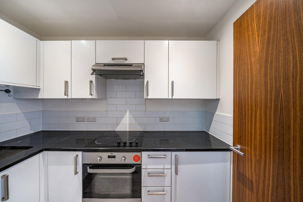 Talbot Skyline, 204-226 Imperial Drive, Harrow photo 3