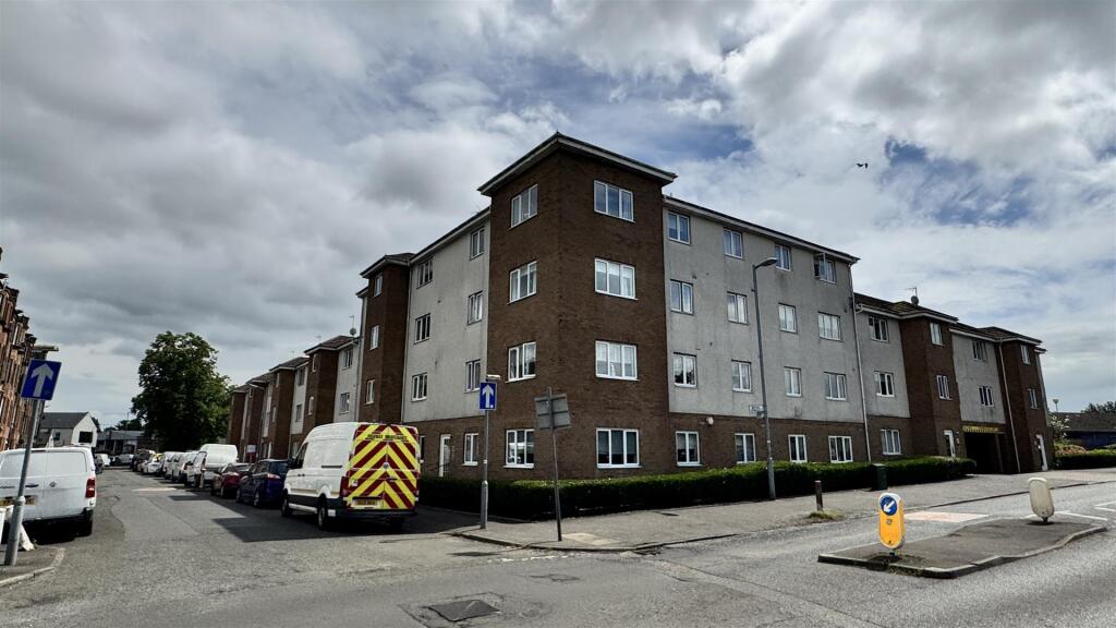 Main image of property: 17 Dyke Street, Baillieston, Glasgow