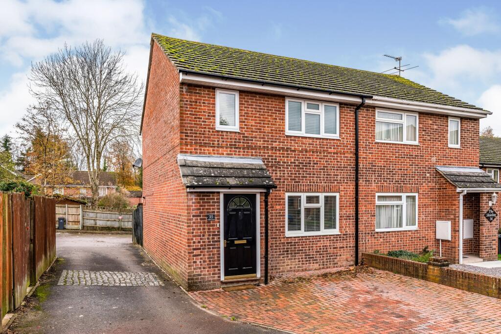 Main image of property: Lavington Gardens, North Baddesley, SO52