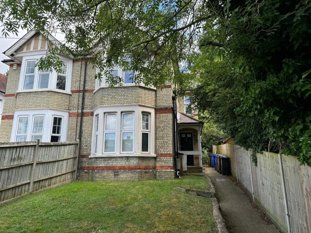 Main image of property: London Road, High Wycombe, Buckinghamshire, HP11