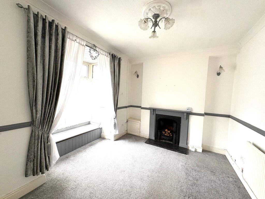 House in Cardiff, Treorchy - View 2