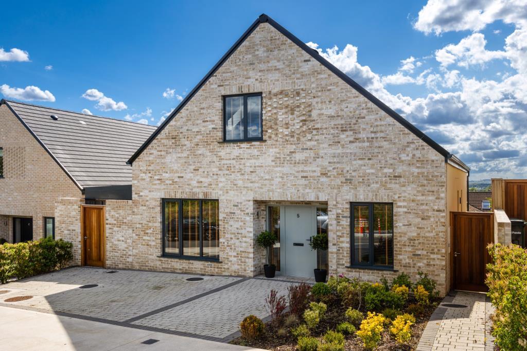 Main image of property: 5 Seamount Rise Avenue, Malahide, Co Dublin, K36 Y9K1