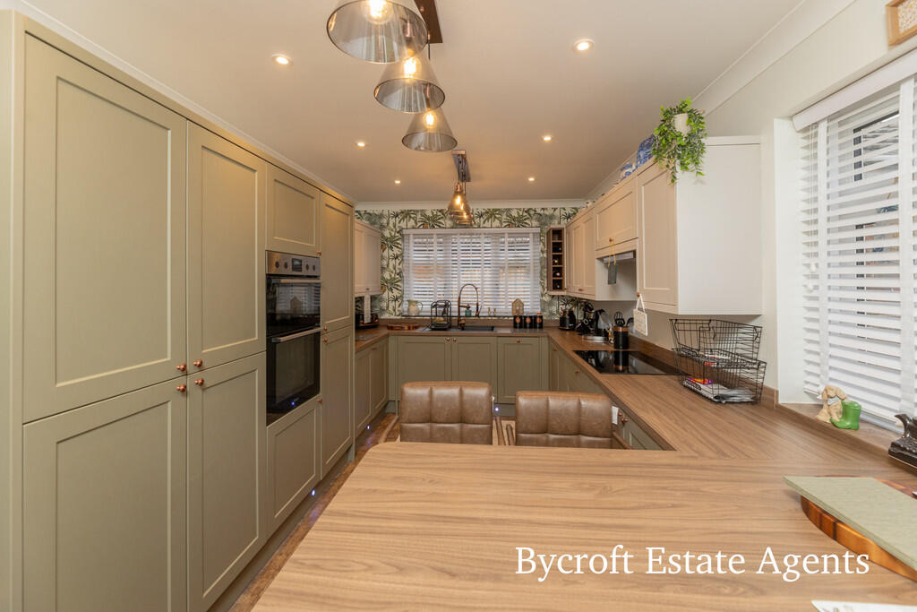 3-bed bungalow on Laburnum Close, Bradwell, £320,000
