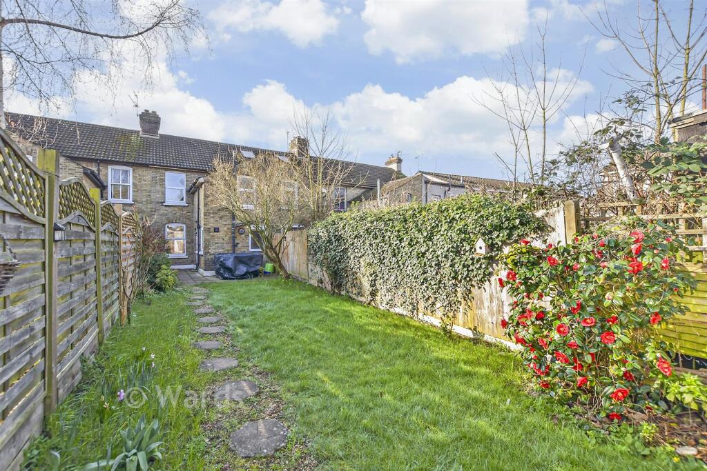 Main image of property: Heath Road, Maidstone, Kent