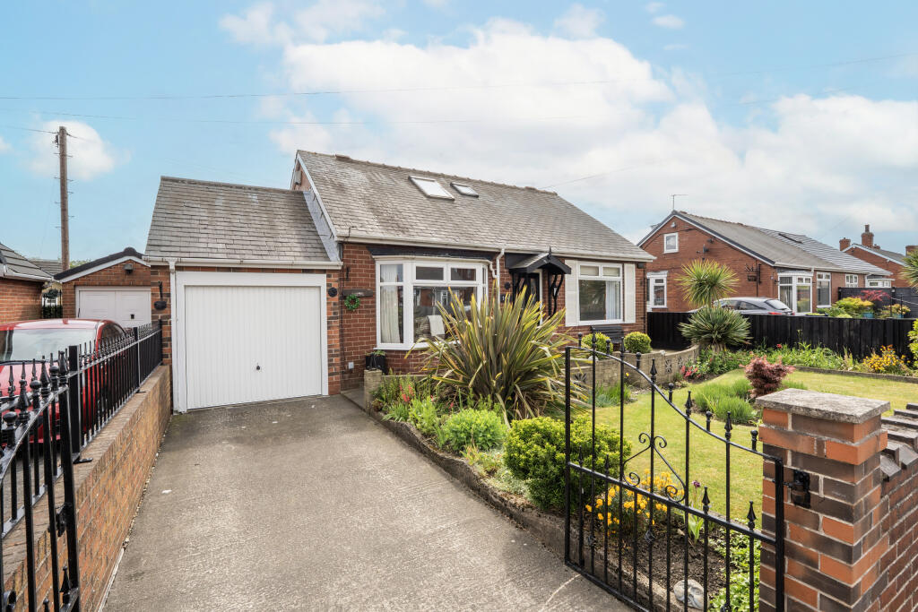 Main image of property: Redhill Avenue, Castleford, WF10 4
