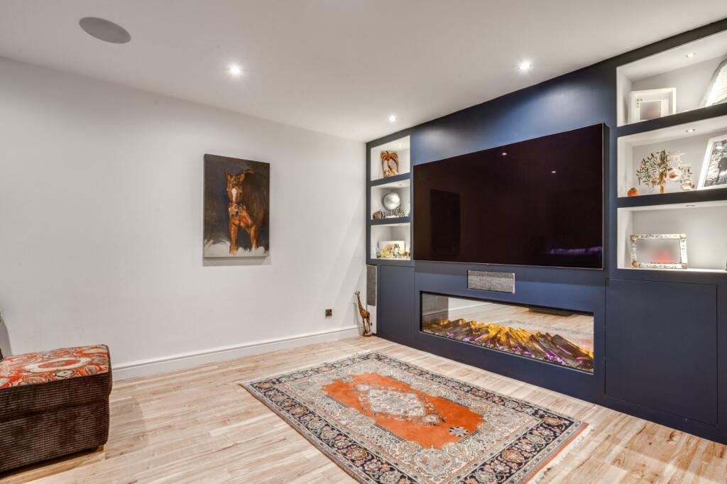 Additional image 6 of West End Drive, Cleckheaton, BD19