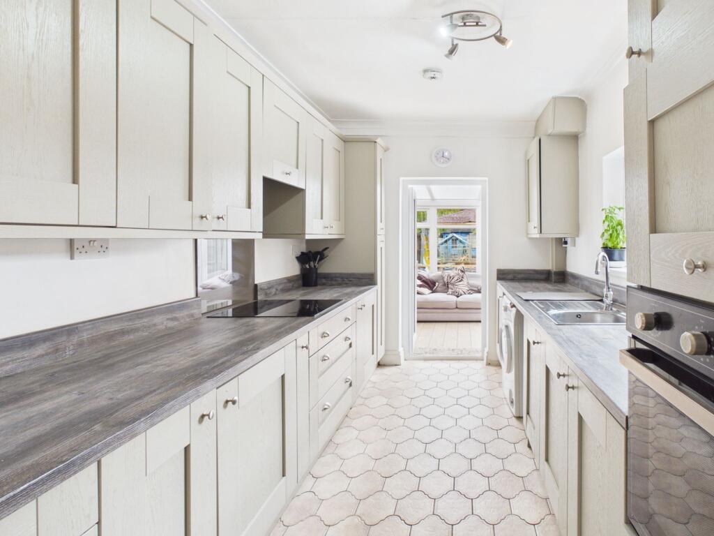 House in Nottingham - View 3