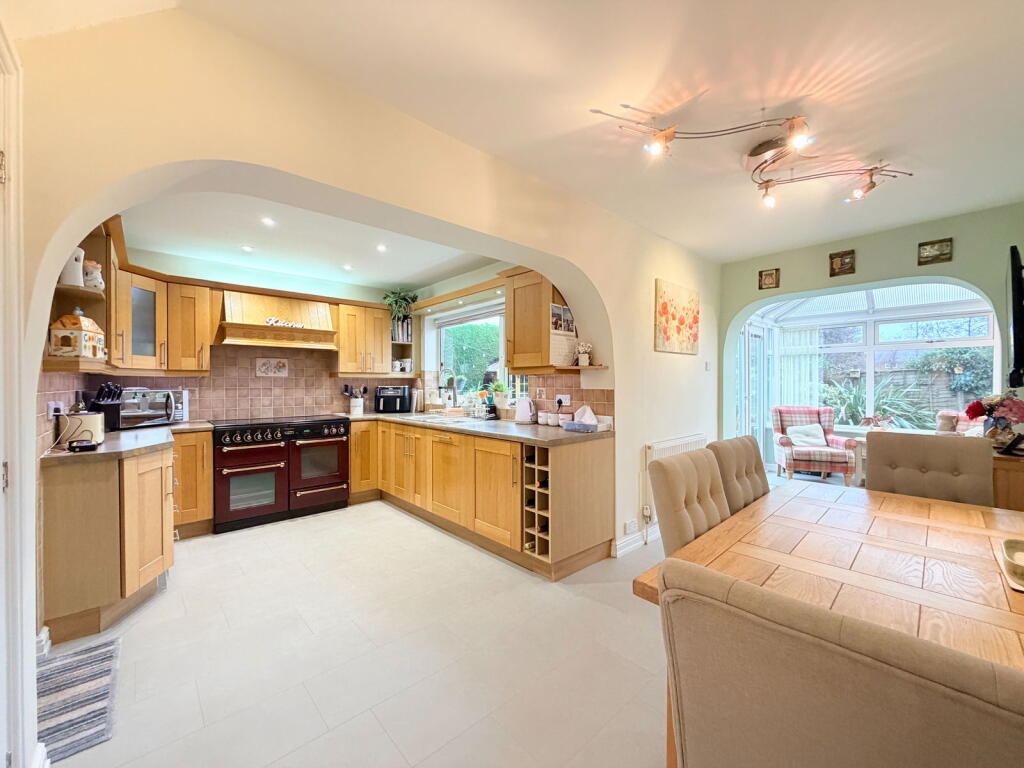 Heath Rise, Birmingham, B14 4TD photo 2