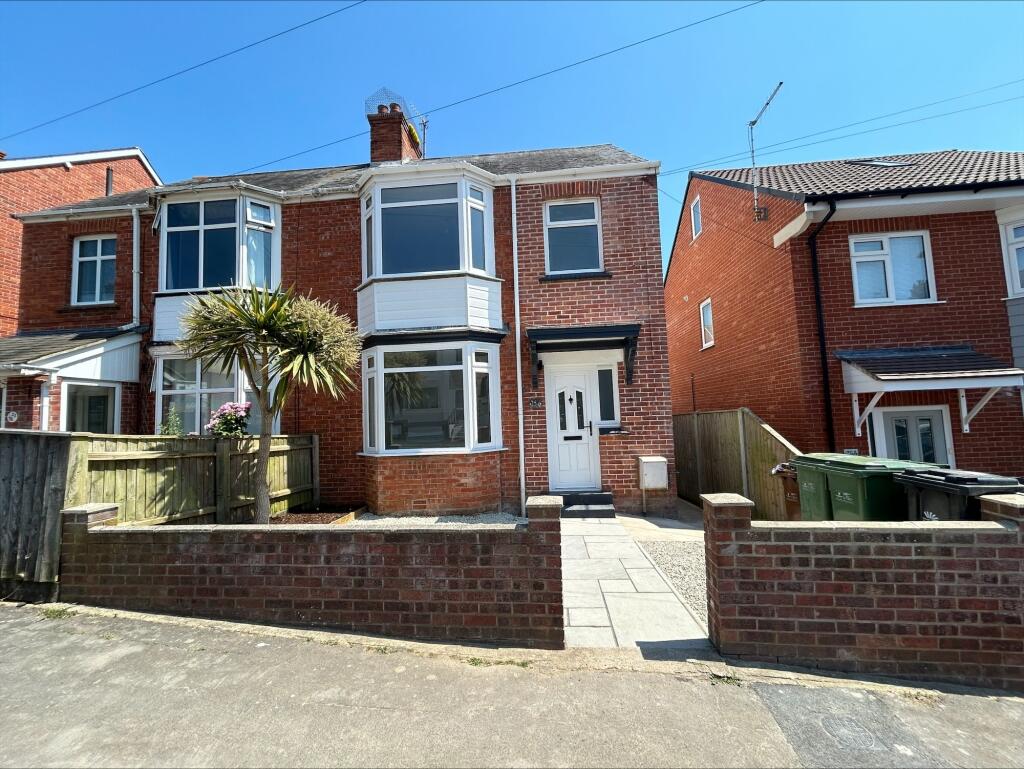 House in Dorchester - View 2