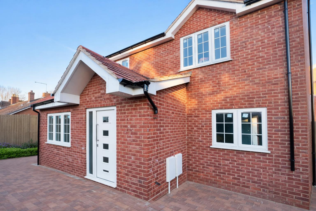 Main image of property: Compton Close, Earley, Reading