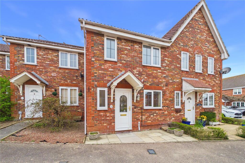 Main image of property: Peak Dale, Carlton Colville, Lowestoft, Suffolk, NR33