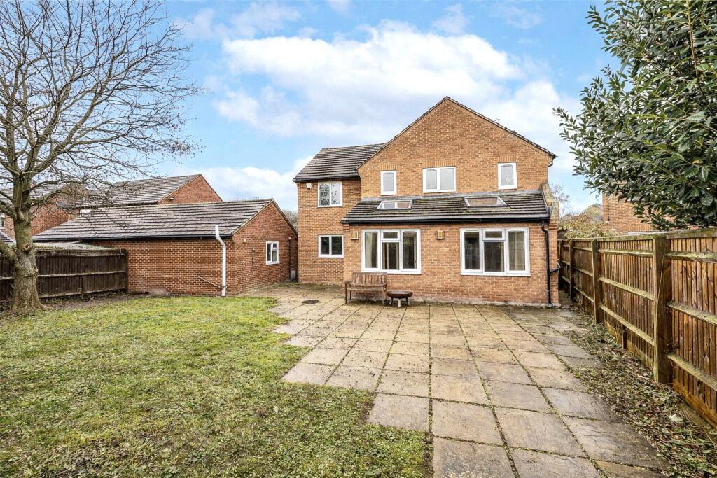Main image of property: Gelt Burn, Didcot, Oxfordshire, OX11