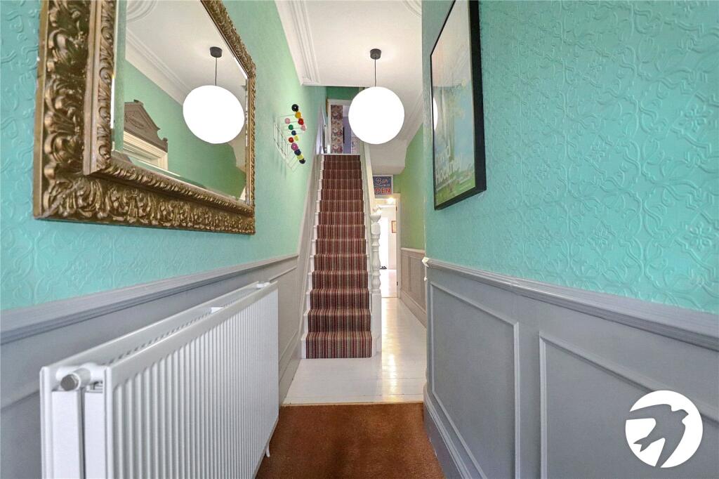 House in London - View 5