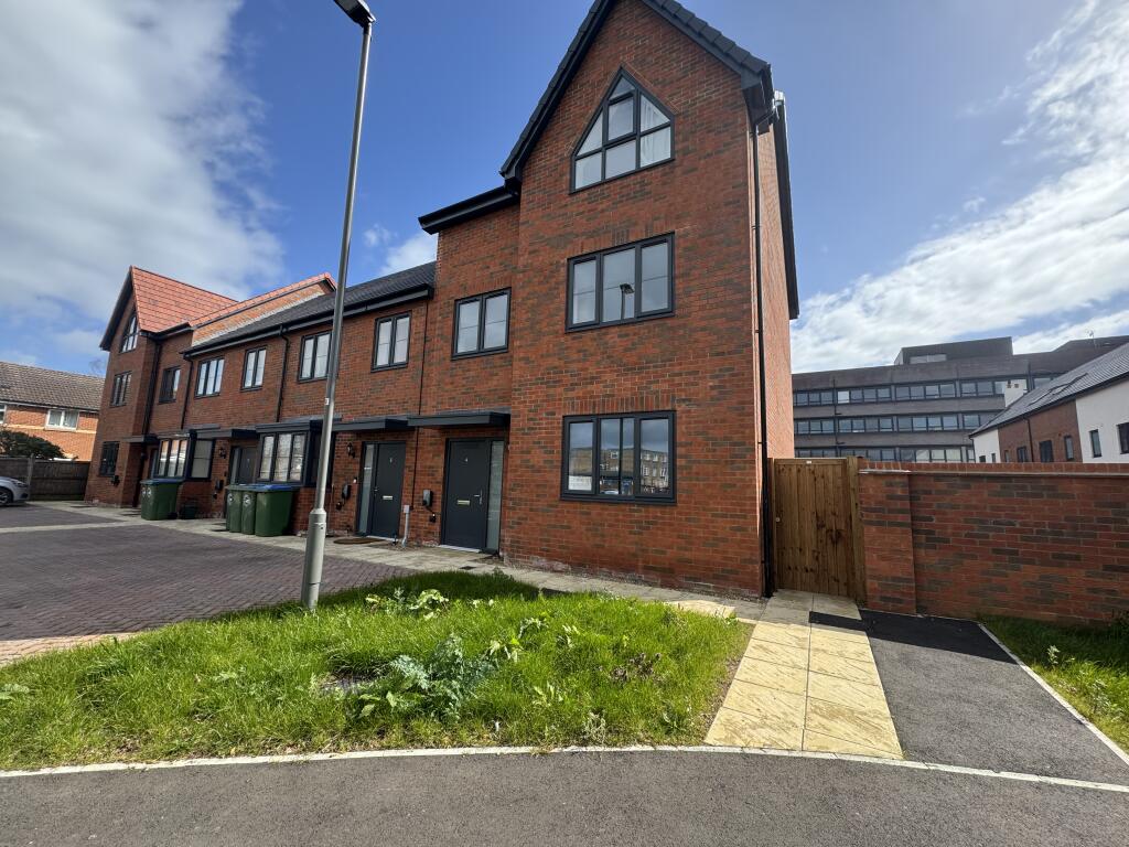Main image of property: Francis Avenue, AYLESBURY