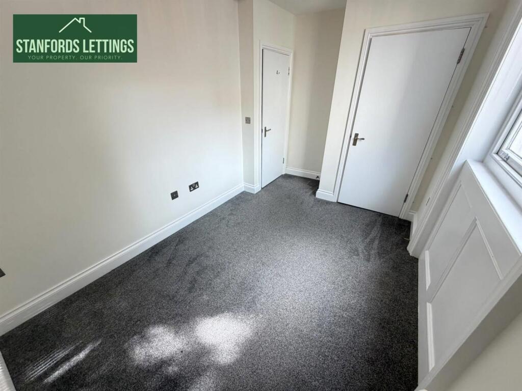 Apartment in Brighton - View 4