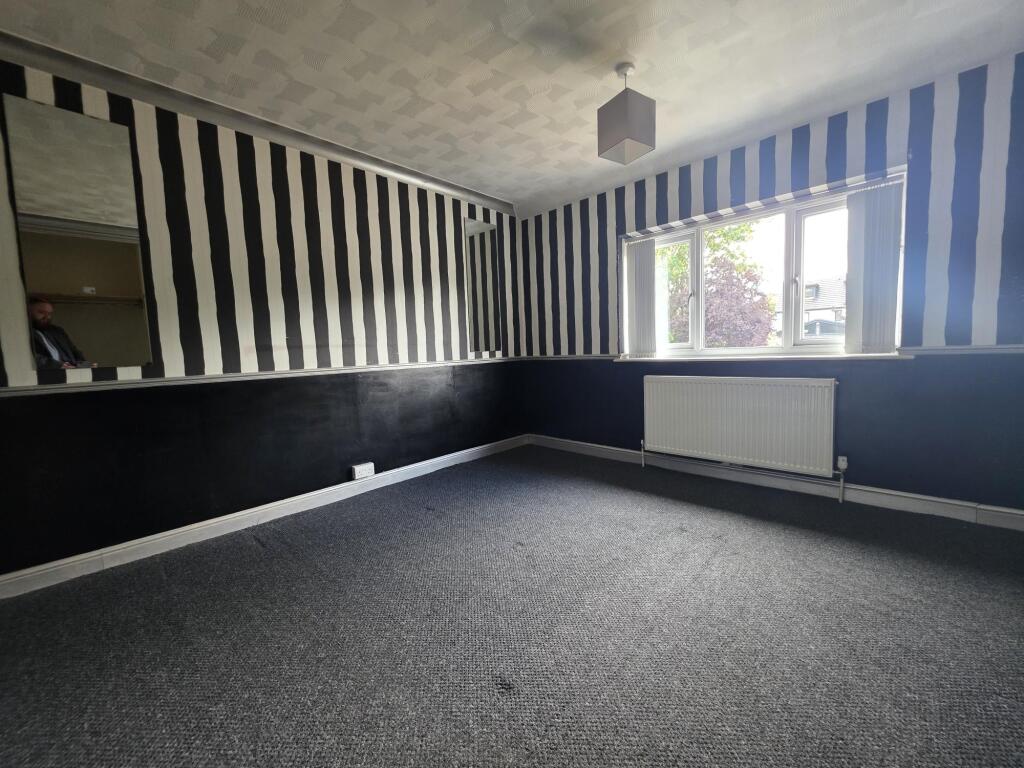 House in Wolverhampton, West Midlands - View 4