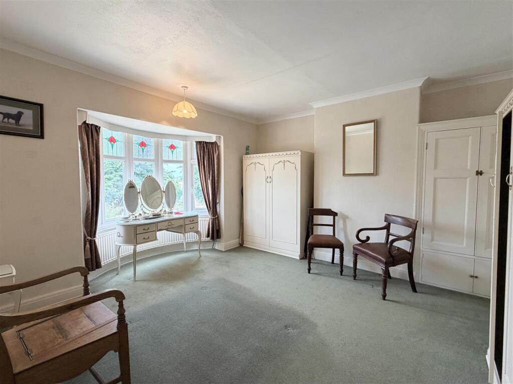 House in Thirsk, North Yorkshire - More