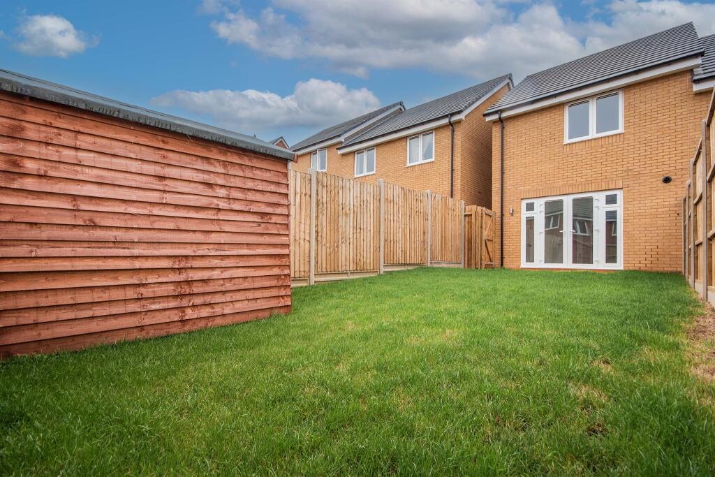 Main image of property: Irthlingborough Road North, Wellingborough