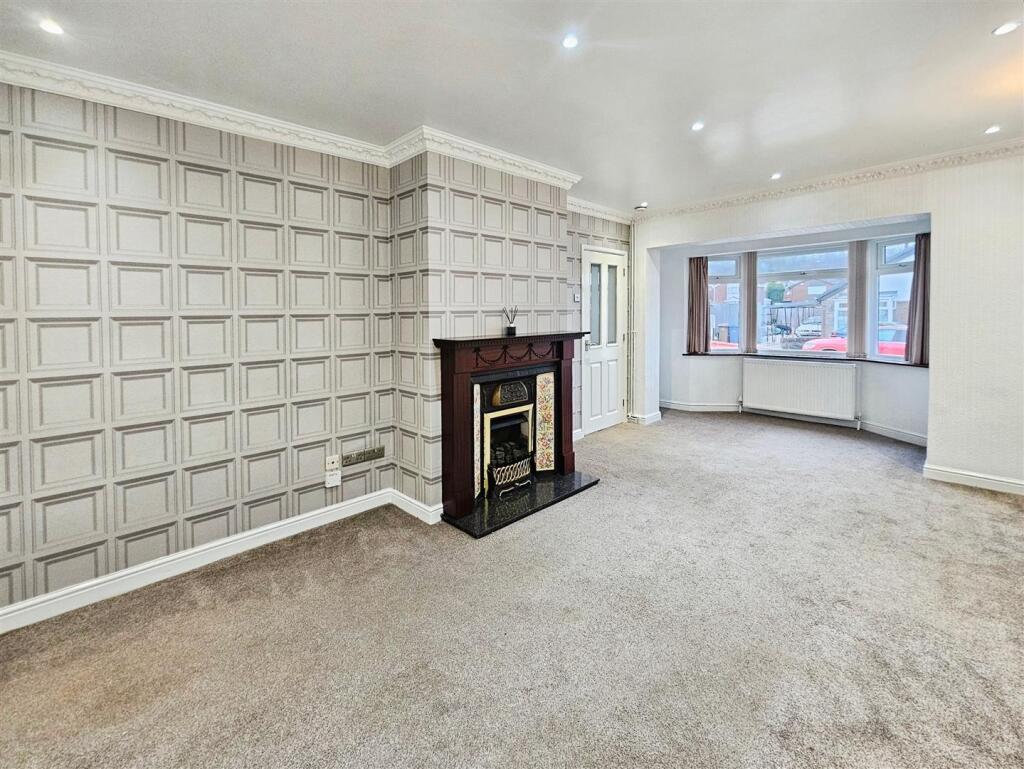 Merrion Drive, Stoke-On-Trent photo 3