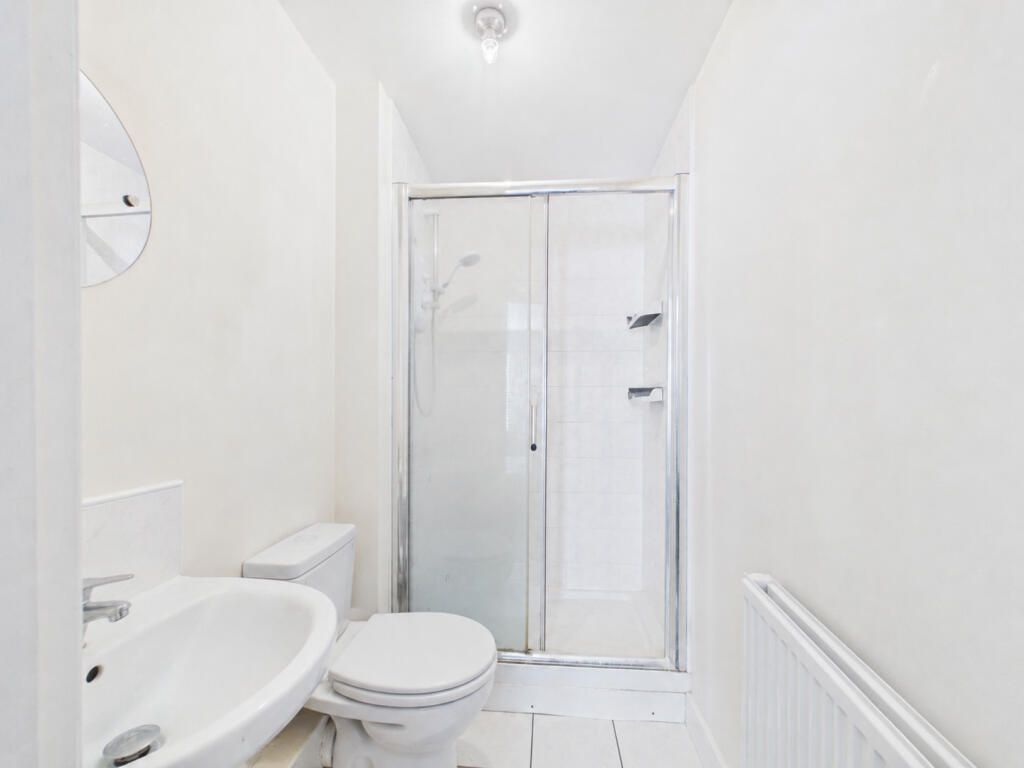 Apartment in Derby, Shelton Lock - More