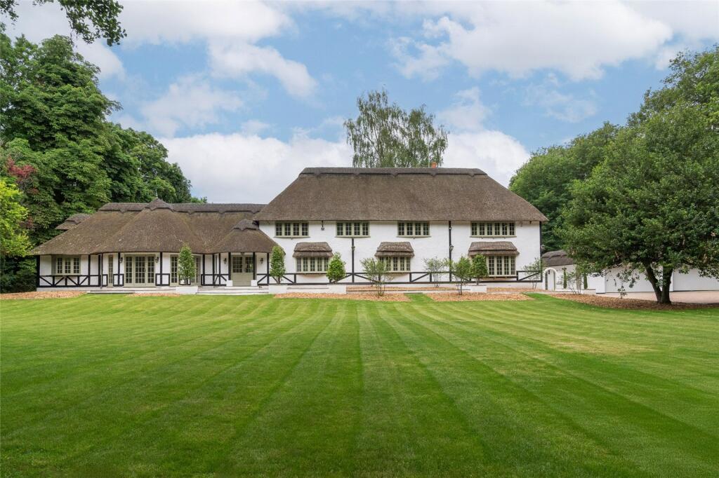 Main image of property: Loudwater Drive, Loudwater, Rickmansworth, Hertfordshire, WD3