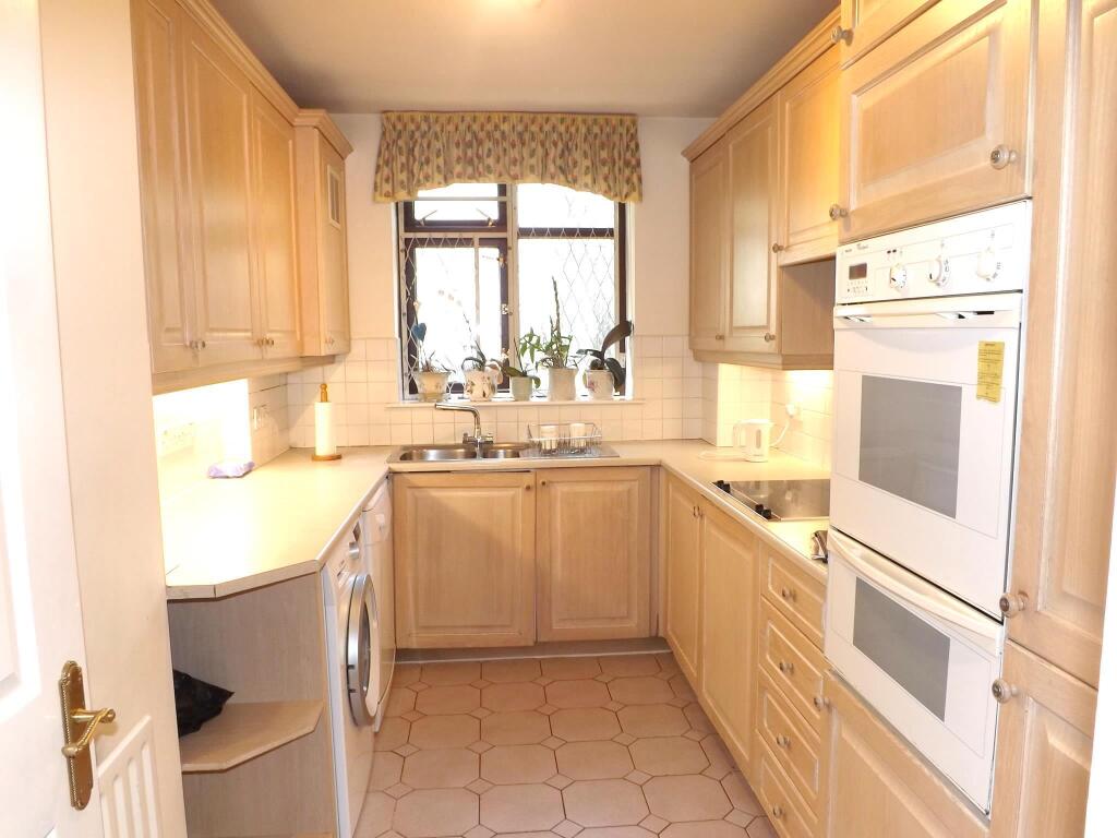 Apartment in London - View 3