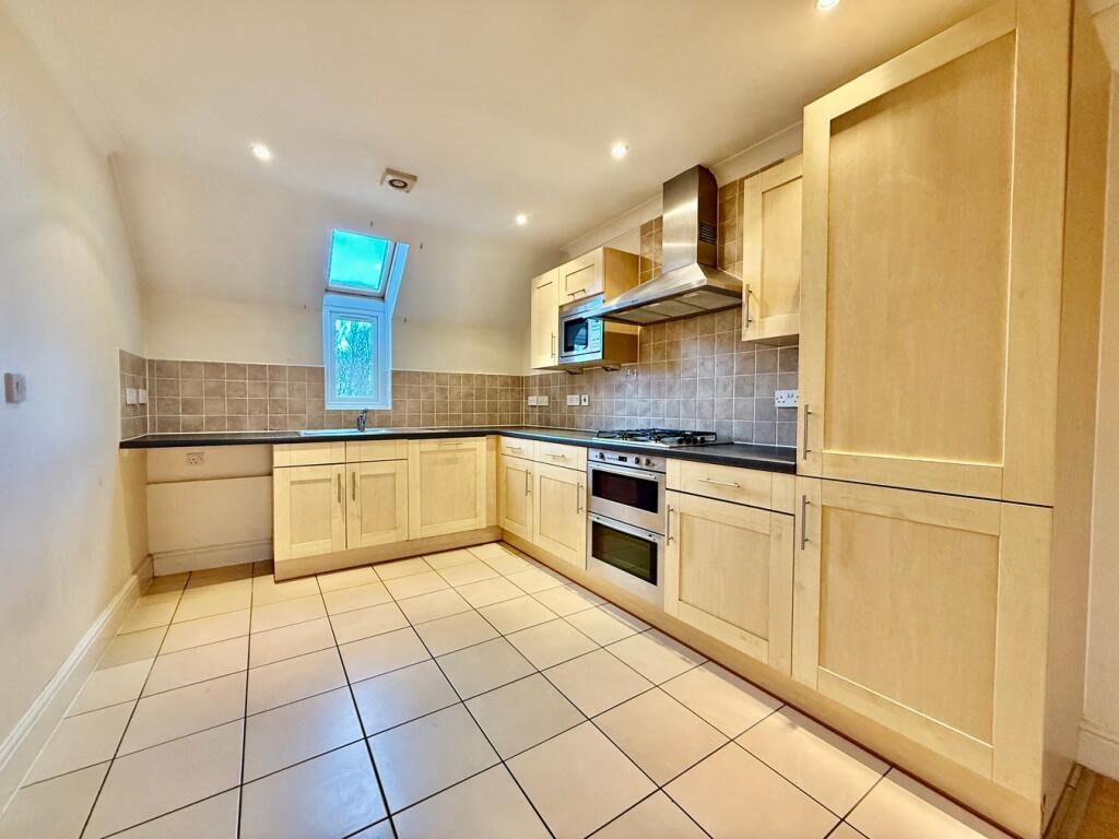 Woodall Close, Middleton, Milton Keynes, MK10 photo 3