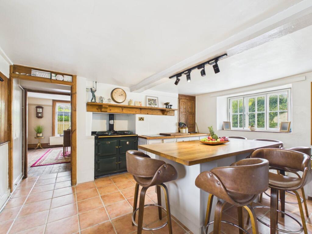 Oving Road, Whitchurch - View 2