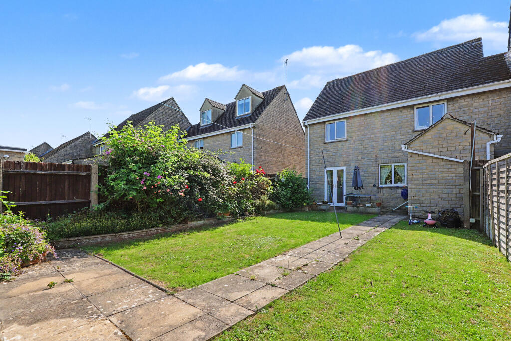 House in Oxford - More