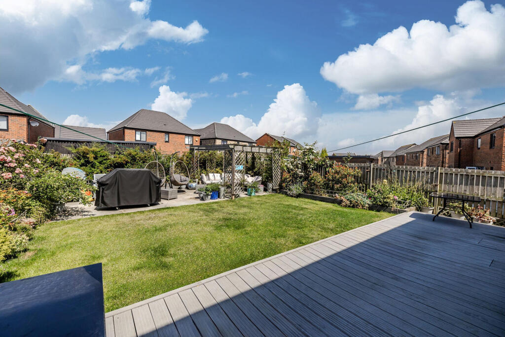 House in Newcastle upon Tyne, Woolsington - View 3