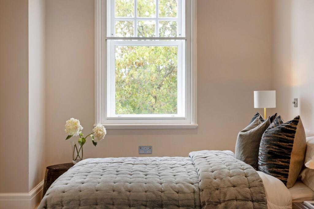 Apartment in Twickenham - View 4