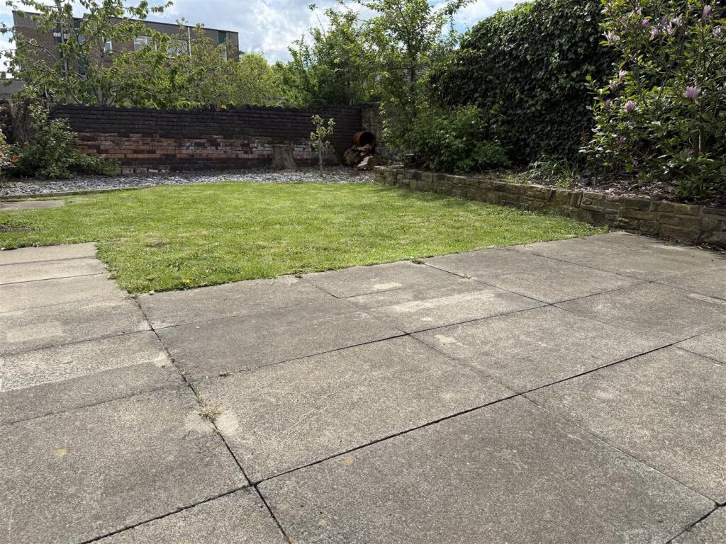 House in Kirklees, West Yorkshire - View 3