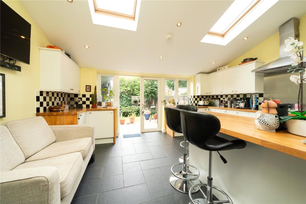 Main image of property: Granville Road, London, SW18