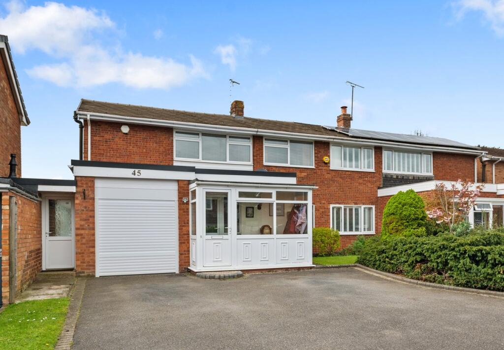 Main image of property: Brook End Drive, Henley in Arden, Warwickshire, B95