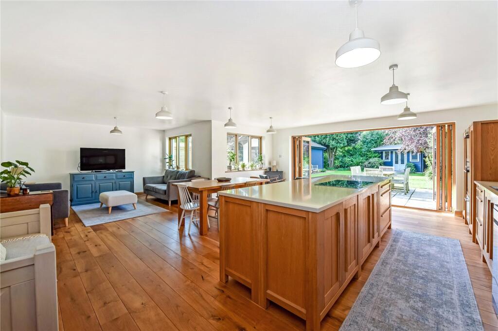 House in Chichester - View 5