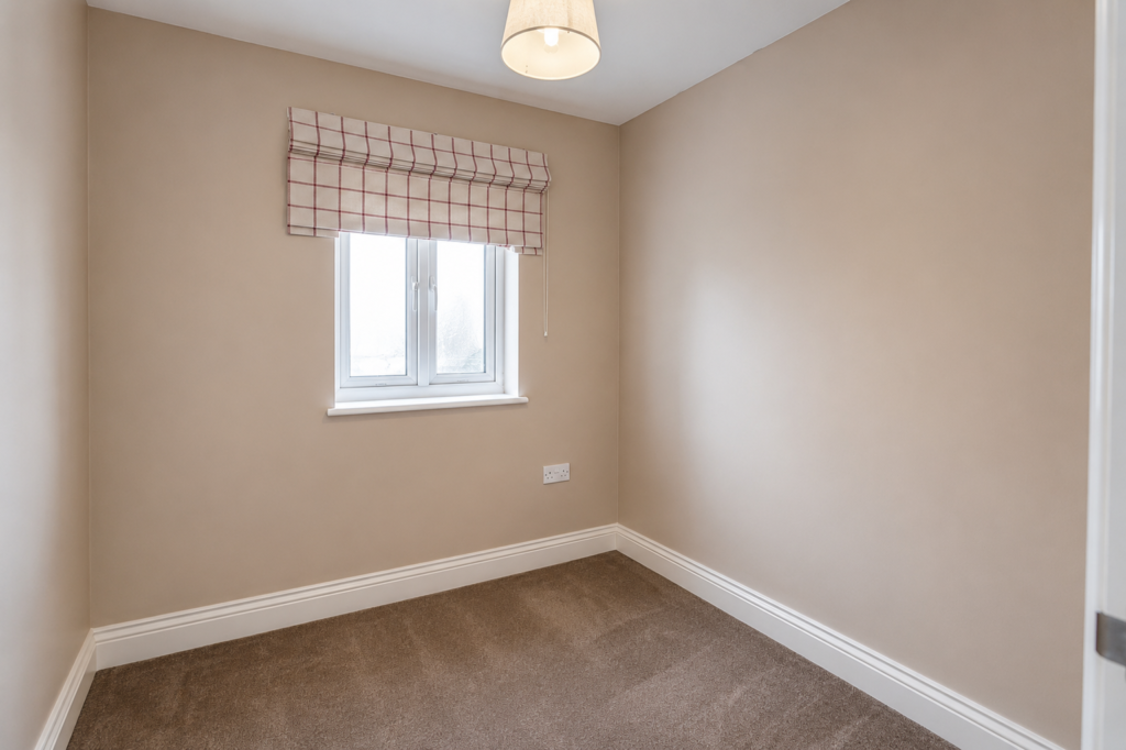 House in Newcastle upon Tyne, Blakelaw, East Denton - More