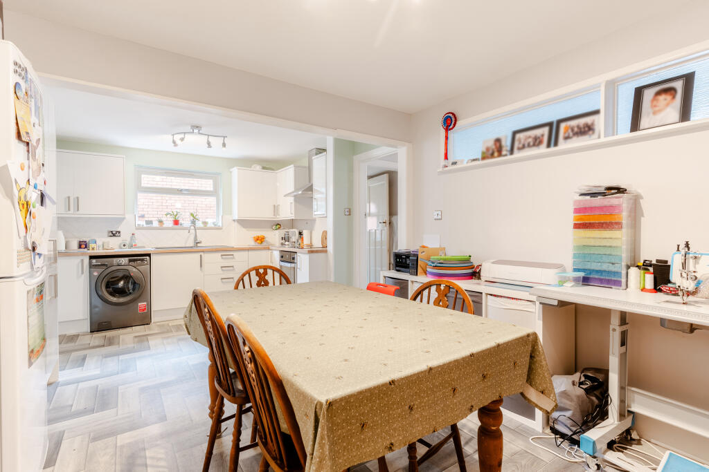 Apartment in Bristol - More