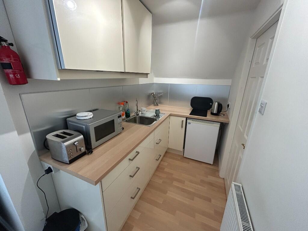 Additional image 5 of The Annexe, Shadow Brook Lane, B92 0DQ