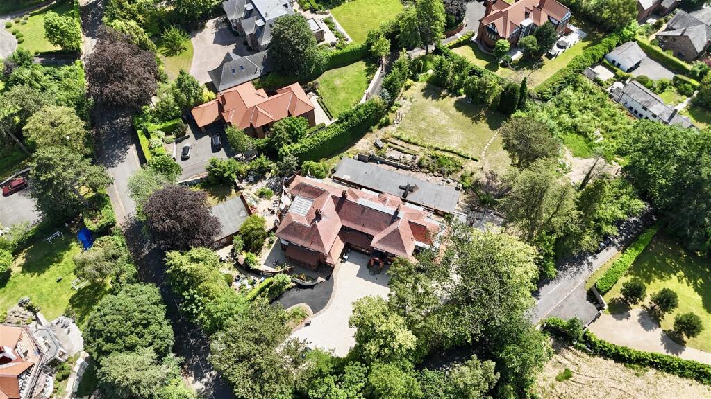 House in Trafford, Greater Manchester - View 4